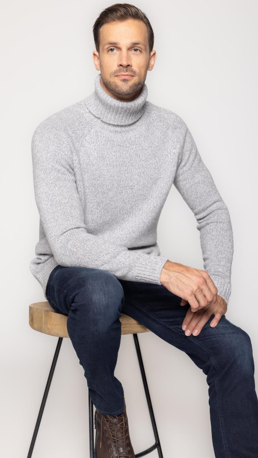 Raglan Sleeve Rollneck Sweater